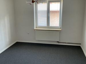 Pronájem bytu 2+1, Krnov, Bezručova, 57 m2