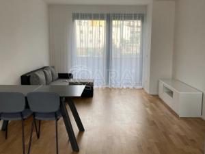 Pronájem bytu 3+kk, Praha, Seifertova, 80 m2