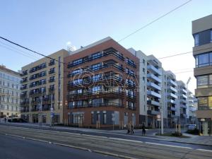 Pronájem bytu 3+kk, Praha, Seifertova, 80 m2