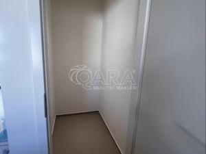 Pronájem bytu 3+kk, Praha, Seifertova, 80 m2