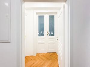 Pronájem bytu 2+kk, Brno, Jakubské náměstí, 51 m2