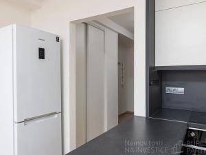 Pronájem bytu 1+kk, Praha - Jinonice, Peroutkova, 28 m2