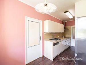 Pronájem bytu 3+1, Praha, Generála Janouška, 80 m2