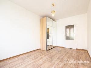 Pronájem bytu 3+1, Praha, Generála Janouška, 80 m2