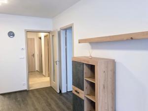 Pronájem bytu 2+kk, Praha - Háje, Výstavní, 59 m2