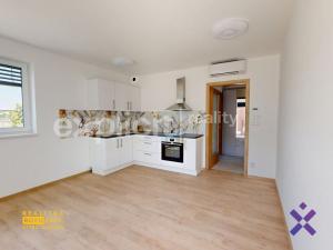 Pronájem bytu 1+kk, Zlín, Mostní, 27 m2