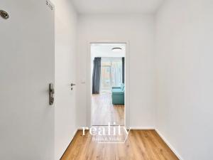 Pronájem bytu 1+kk, Znojmo, Jarošova, 37 m2