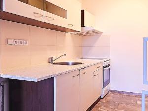 Pronájem bytu 2+kk, Praha - Stodůlky, Bellušova, 44 m2