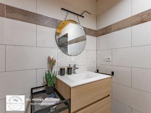 Prodej apartmánu, Mikulovice, Na Bukovci, 200 m2