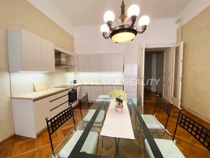 Pronájem bytu 4+kk, Praha - Malá Strana, Malostranské náměstí, 108 m2