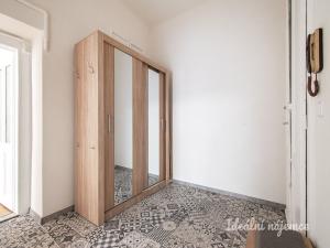 Pronájem bytu 2+1, Praha - Karlín, Sokolovská, 71 m2