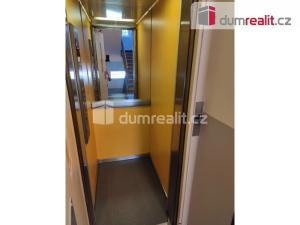 Pronájem bytu 2+1, Praha - Vršovice, 28. pluku, 65 m2
