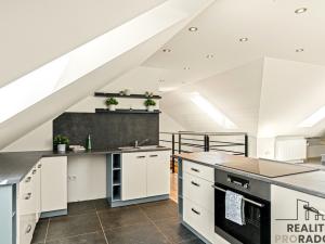 Prodej rodinného domu, Králův Dvůr - Křižatky, 240 m2