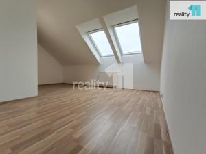 Pronájem rodinného domu, Praha - Satalice, Menšíkova, 149 m2