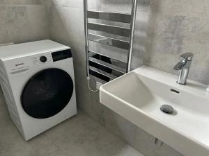 Pronájem bytu 1+kk, Praha - Stodůlky, Hábova, 38 m2