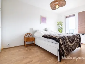 Pronájem bytu 3+kk, Praha - Hloubětín, Waltariho, 75 m2