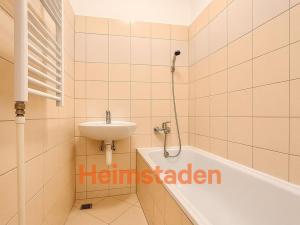 Pronájem bytu 2+kk, Ostrava - Poruba, náměstí Boženy Němcové, 68 m2