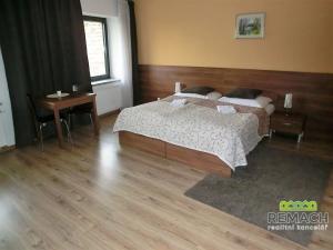 Pronájem ubytování, Blatnička, 830 m2