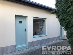 Pronájem kanceláře, Český Brod, náměstí Husovo, 30 m2