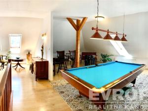 Prodej rodinného domu, Oleška, 338 m2