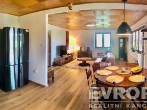 Prodej rodinného domu, Oleška, 338 m2