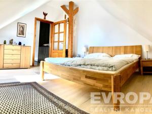 Prodej rodinného domu, Oleška, 338 m2