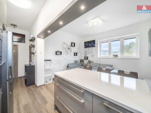 Prodej bytu 3+kk, Ledce, 69 m2