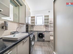 Prodej bytu 3+kk, Ledce, 69 m2