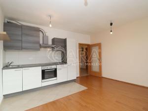 Pronájem bytu 2+kk, Praha, Sazovická, 48 m2