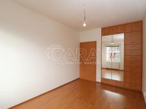 Pronájem bytu 2+kk, Praha, Sazovická, 48 m2