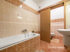 Pronájem bytu 2+kk, Praha - Kyje, Federova, 55 m2