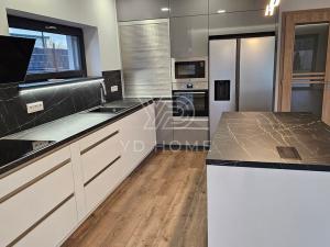 Prodej rodinného domu, Jirny, Luční, 226 m2