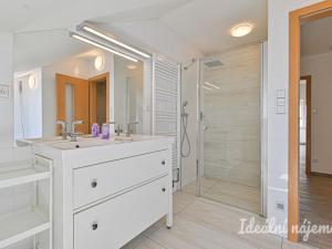Pronájem bytu 6+kk a větší, Slavkov u Brna, U Mlýna, 260 m2