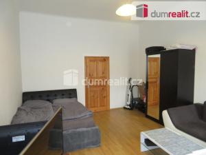 Pronájem bytu 1+1, Praha - Smíchov, Nádražní, 46 m2