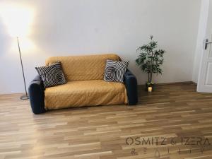 Pronájem bytu 3+1, Praha, U Královské louky, 85 m2