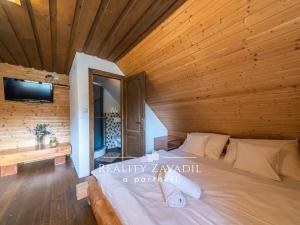 Prodej apartmánu, Klokočov, Slovensko, 866 m2