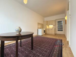 Pronájem bytu 2+kk, Praha - Holešovice, Veletržní, 54 m2