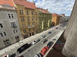 Pronájem bytu 2+kk, Praha - Holešovice, Veletržní, 54 m2