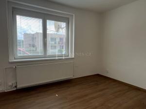 Pronájem bytu 2+1, Kamenné Žehrovice, Karlovarská třída, 55 m2