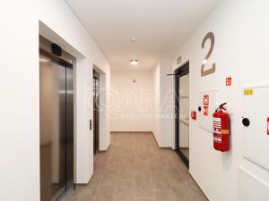 Pronájem bytu 2+kk, Praha - Chodov, Bachova, 40 m2