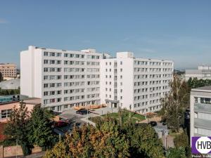 Pronájem garážového stání, Praha, Čenětická, 13 m2