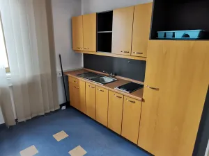 Pronájem kanceláře, Klecany, Zdibsko, 90 m2