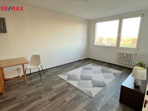 Pronájem bytu 2+kk, Kladno - Kročehlavy, Švédská, 43 m2