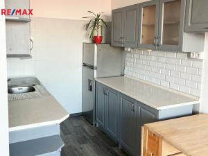 Pronájem bytu 2+kk, Kladno - Kročehlavy, Švédská, 43 m2