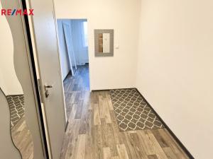 Pronájem bytu 2+kk, Kladno - Kročehlavy, Švédská, 43 m2
