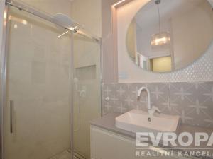 Pronájem bytu 2+1, Praha - Žižkov, Čajkovského, 57 m2