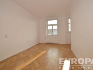 Pronájem bytu 2+1, Praha - Žižkov, Čajkovského, 57 m2