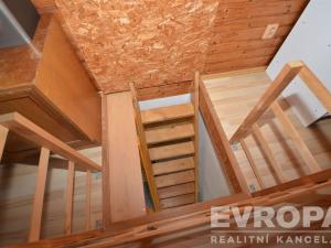 Prodej chaty, Praha - Hrdlořezy, Mezitraťová, 32 m2