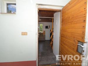 Prodej chaty, Praha - Hrdlořezy, Mezitraťová, 32 m2