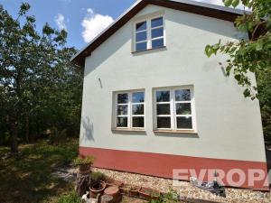 Prodej chaty, Praha - Hrdlořezy, Mezitraťová, 32 m2